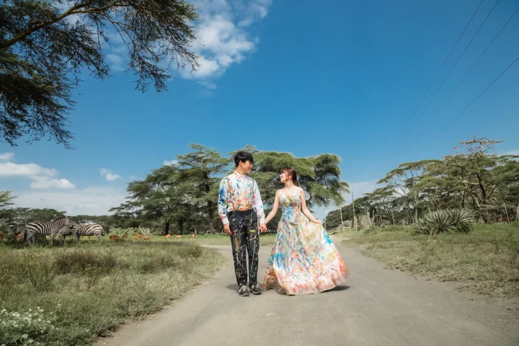 crescent-island-camp-wedding_17