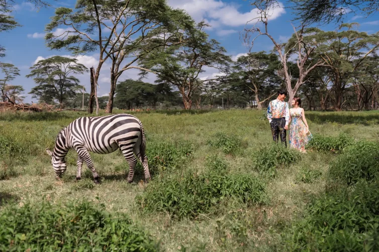 crescent-island-camp-wedding_2
