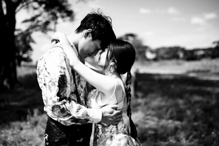 crescent-island-camp-wedding_27