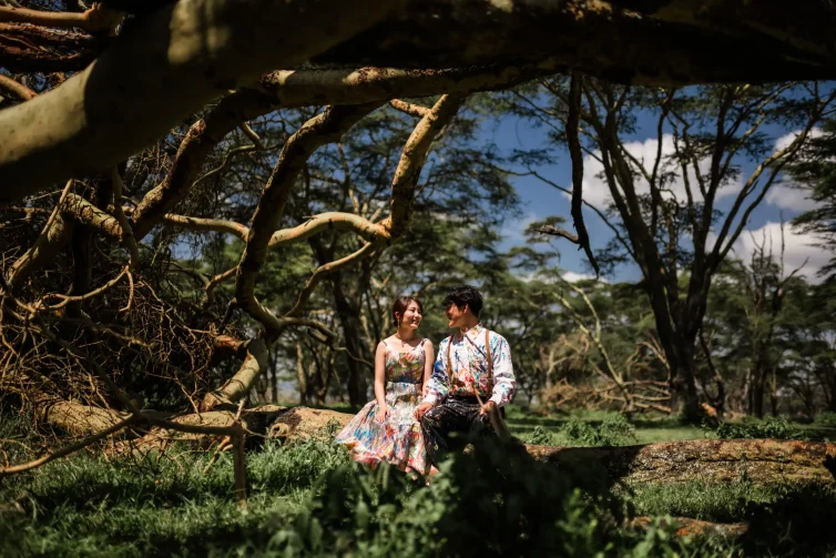 crescent-island-camp-wedding_37